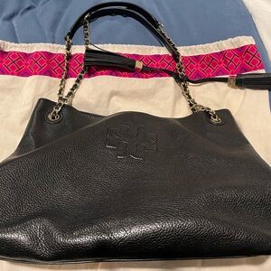 EUC Tory Burch Black Leather Bag